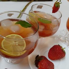 Strawberry lemon green tea A picture of Strawberry lemon green tea.