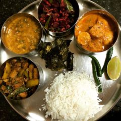 A picture of My Favorite Mixed Lunch Platter.