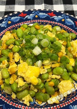 A picture of Edamame, Corn, and Egg Stir-Fry.
