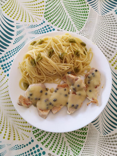 Una foto de Solomillo de pavo con salsa a la pimienta casera
