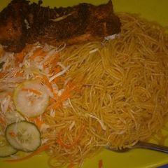 Spaghetti with salad A picture of Spaghetti with salad.