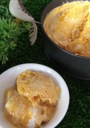 A picture of Homemade mango ice cream.