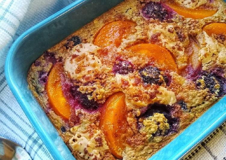 Recipe of Super Quick Homemade Peanut Butter, Peach &amp; Berry Baked Oats