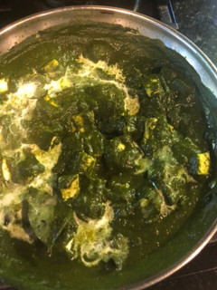 A picture of Palak Paneer.
