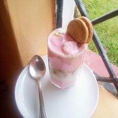 A picture of Banana and Ginger biscuit parfait#kid'sfavorite themechallenge.