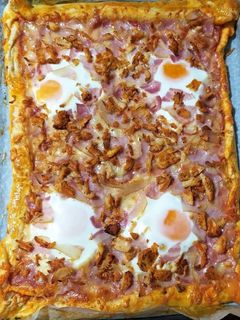 Una foto de Pizza con base casera sin levadura
