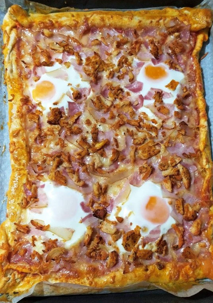 Una foto de Pizza con base casera sin levadura
