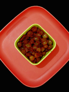 લીલી દ્રાક્ષ નું અથાણું (Green Grapes Pickle Recipe In Gujarati) રેસીપી મુખ્ય ફોટો