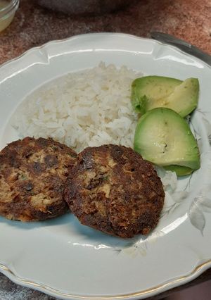 Una foto de Croquetas de pescado con arroz