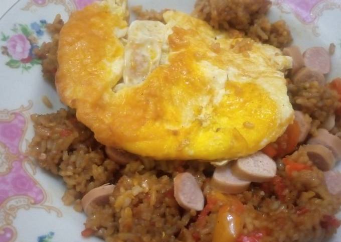 Nasi goreng kari cabe gila