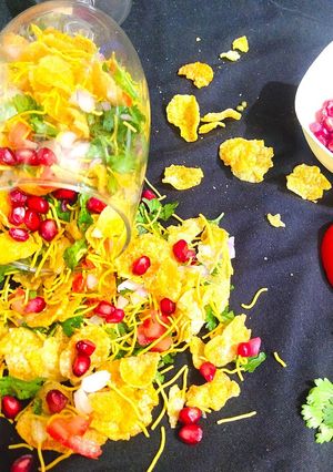 A picture of Bhel Puri.