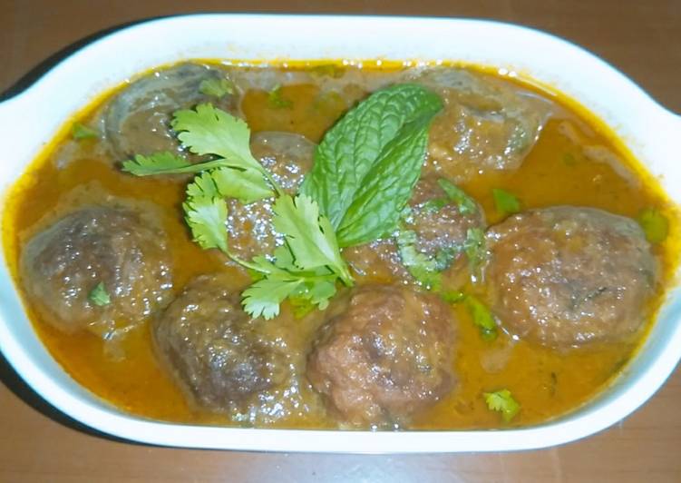 Lauki kofta gravy