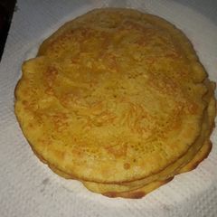 Tumeric pineapple flavoured pancakes A picture of Tumeric pineapple flavoured pancakes.