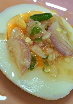รูปของ ไข่ต้มราดน้ำยำ