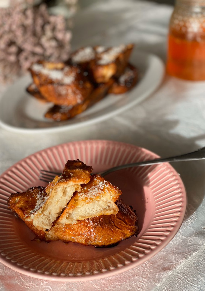 Una foto de Torrijas con leche de coco
