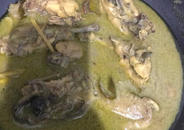 Langkah Mudah untuk Membuat Opor ayam kampung, Bikin Ngiler
