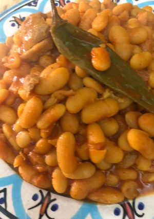 صورة لوصفة فاصوليا بيضاء بالدجاج 🍯