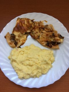 Gombás csirkemell recept fotója