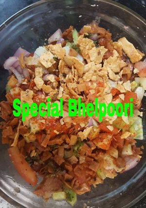 A picture of Special Bhelpoori.