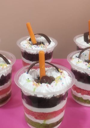 A picture of Casata cup cake.