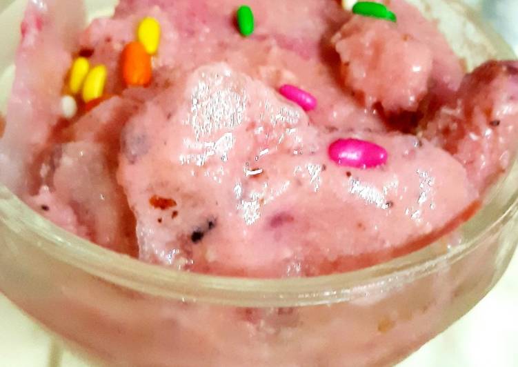 Recipe of Ultimate Frozen Yogurt with Fresh Fruits