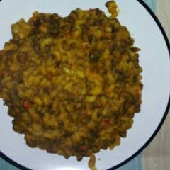 A picture of Brown beans and macaroni.
