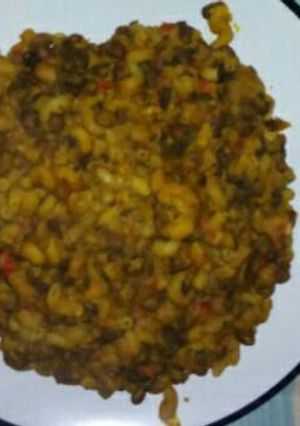 A picture of Brown beans and macaroni.