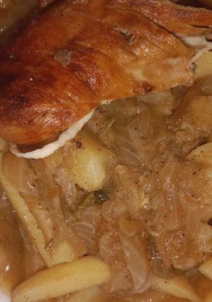 صورة لوصفة الذ وصفة بطاطا مقلية 🥔مع بصل مقلي🧅 ومرقة بيضاء مع دجاج محمر 🍗متأخدش وقت كامل ليه ليه