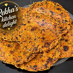 A picture of High-Protein Paneer & Moong Bajra Methi Thepla.