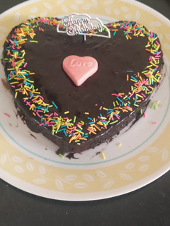 ચોકલેટ કેક (Chocolate Cake Recipe in Gujarati) રેસીપી મુખ્ય ફોટો