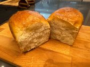 A picture of white bread
