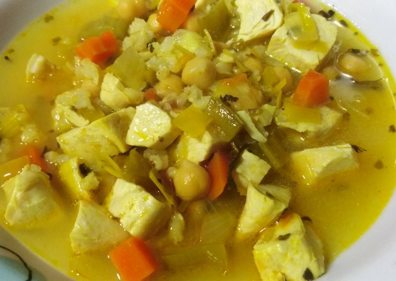 Guisado de pollo y garbanzos