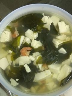 Hình của món Canh đậu hũ rong biển.