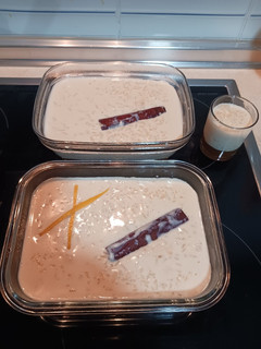 Una foto de Arroz con leche con base de toffee