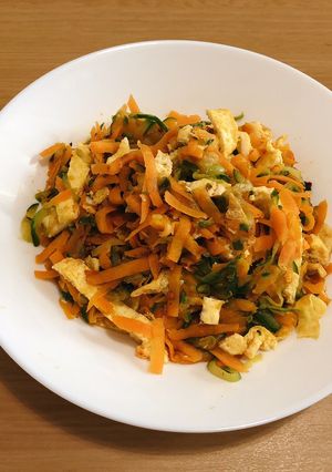 黃瓜胡蘿蔔炒蛋絲 的食譜成品照片