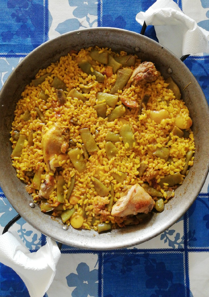 Una foto de Paella valenciana (receta tradicional)