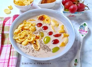 Foto resep Oats overnight with Banana and grapes