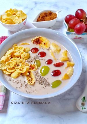 Foto resep Oats overnight with Banana and grapes