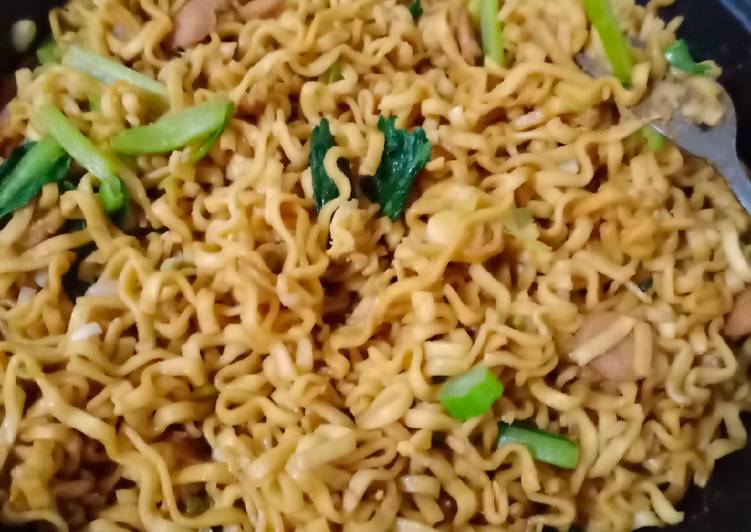 Cara Gampang Membuat Mie Goreng Special Anti Gagal