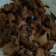 A picture of Kerala Beef potato roast.