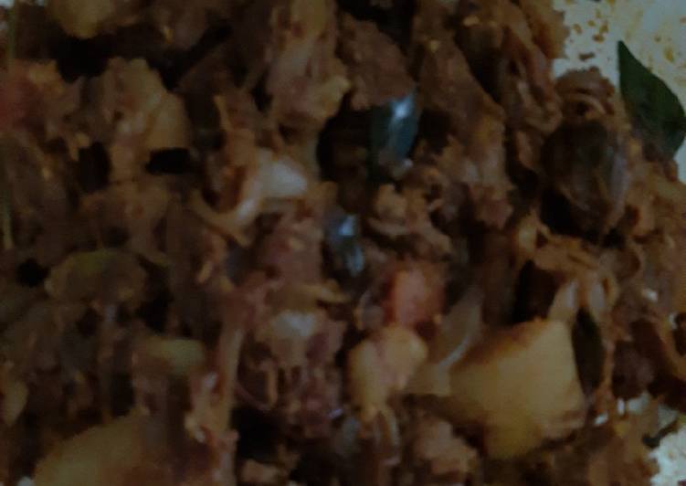 Recipe of Kerala Beef potato roast in 29 Minutes for Young Wife