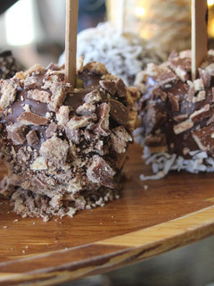 A picture of Chocolate candied apples.