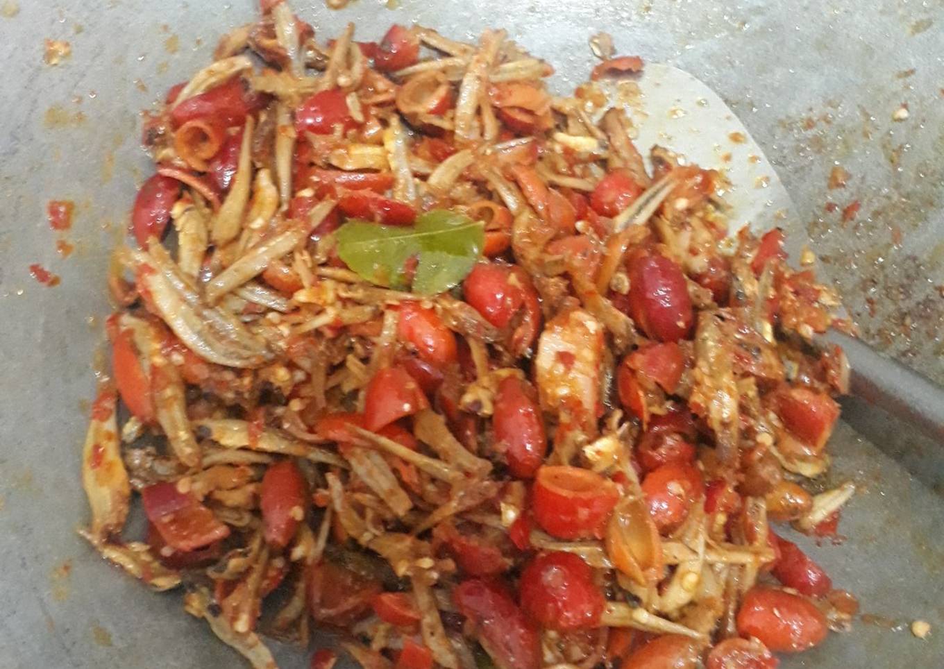 Balado teri dgn kulit melinjo
