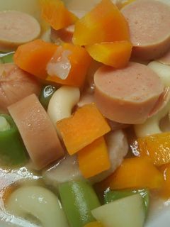 Foto resep Sup Makaroni Sosis