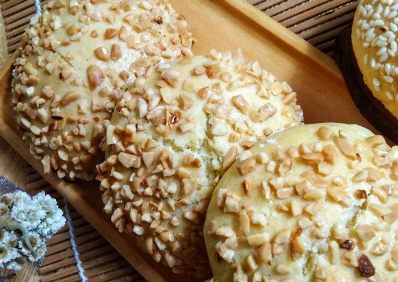 Baked Coral Donuts