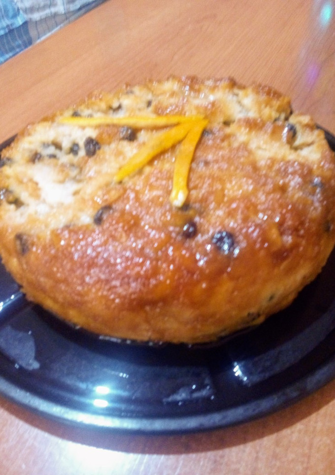 Una foto de Budín de pan con pasas de uva negras