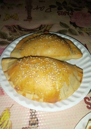 A picture of Baked meatpie.