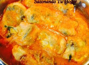 Una foto de Chiles rellenos de queso en caldillo😋😋