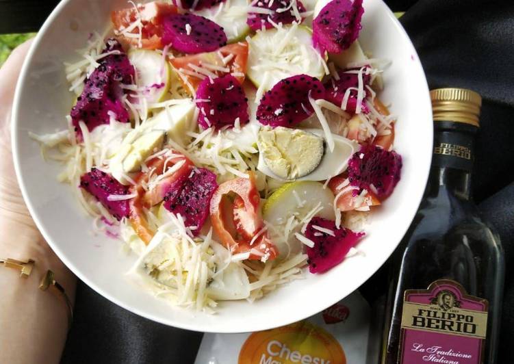 Resep Salad buah naga ala mamih merlin | Bahan Membuat Salad buah naga ala mamih merlin Yang Enak Dan Mudah