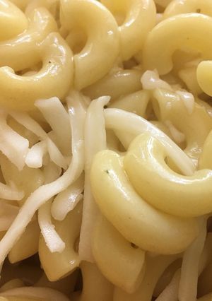 Una foto de Fideos con manteca